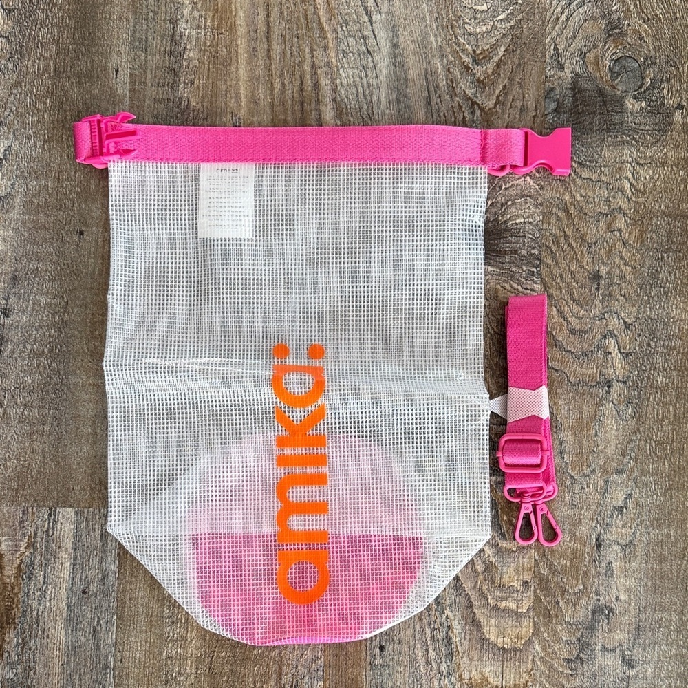 * NWOT* Amika | PVC Resin blend Tote Bag